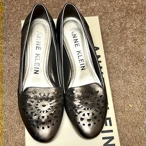 Anne Klein wedge shoes